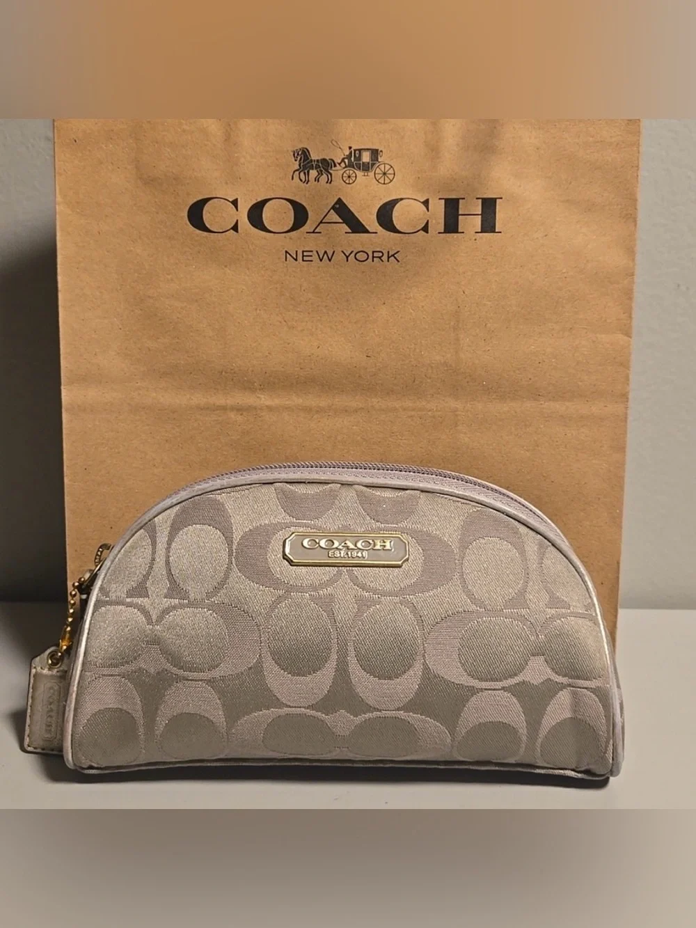 Coach Signature Small Cosmetic Pouch Holiday 2010 edition